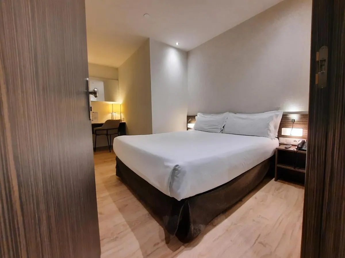 Hellosky Air Rooms Madrid
